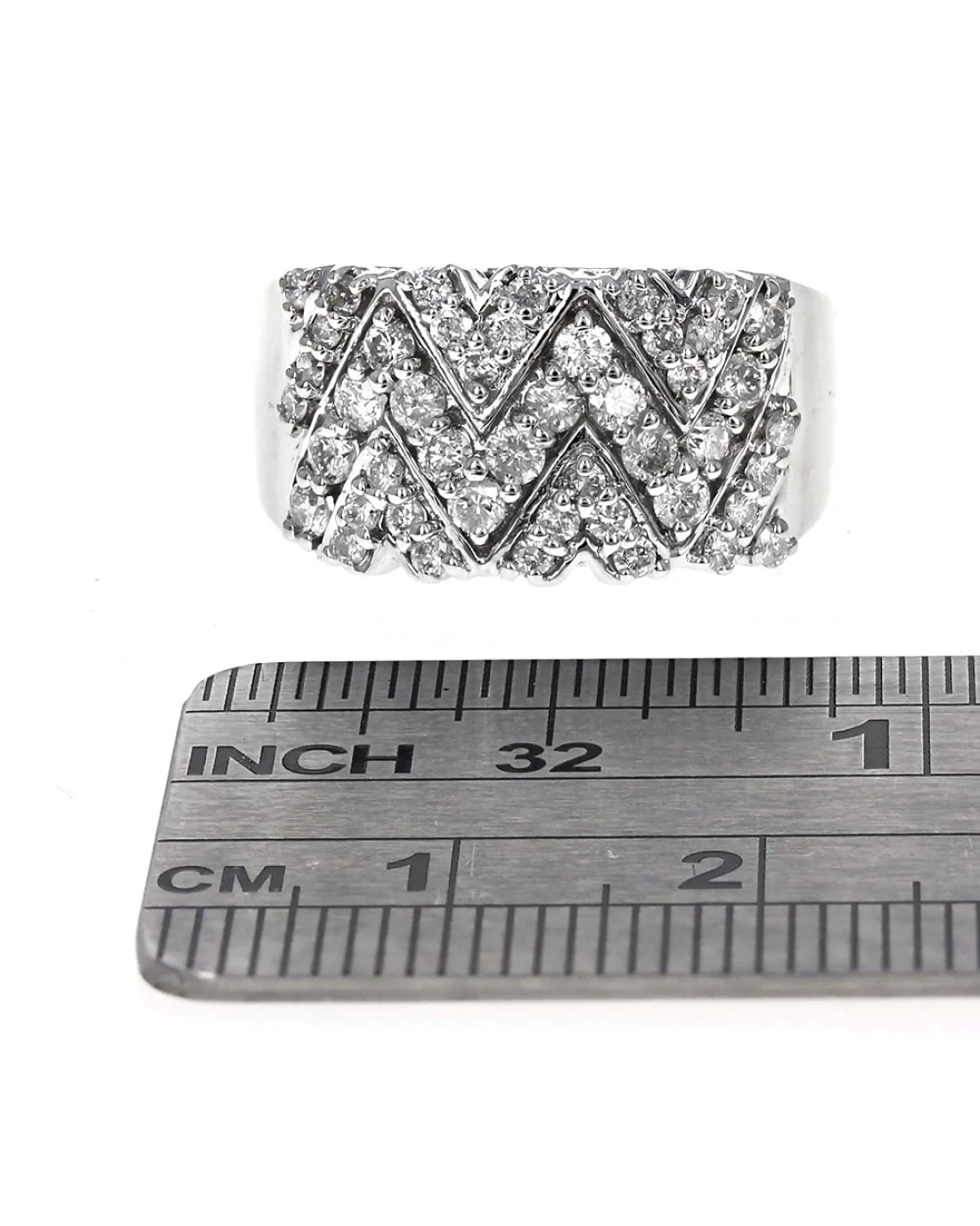 Diamond Zig Zag Tapered Band - Image 3
