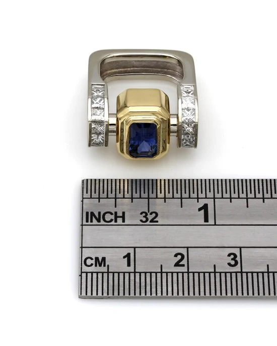Emerald Cut Sapphire and Diamond Ring in Gold - Image 4