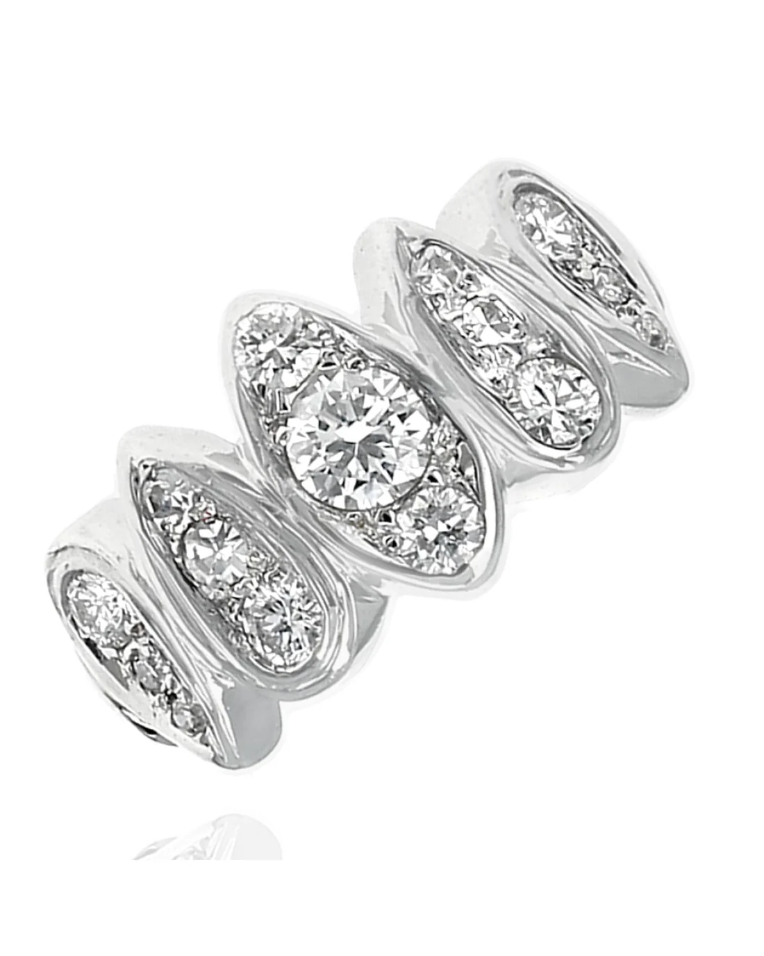 European Diamond Graduated Set Tapered Band