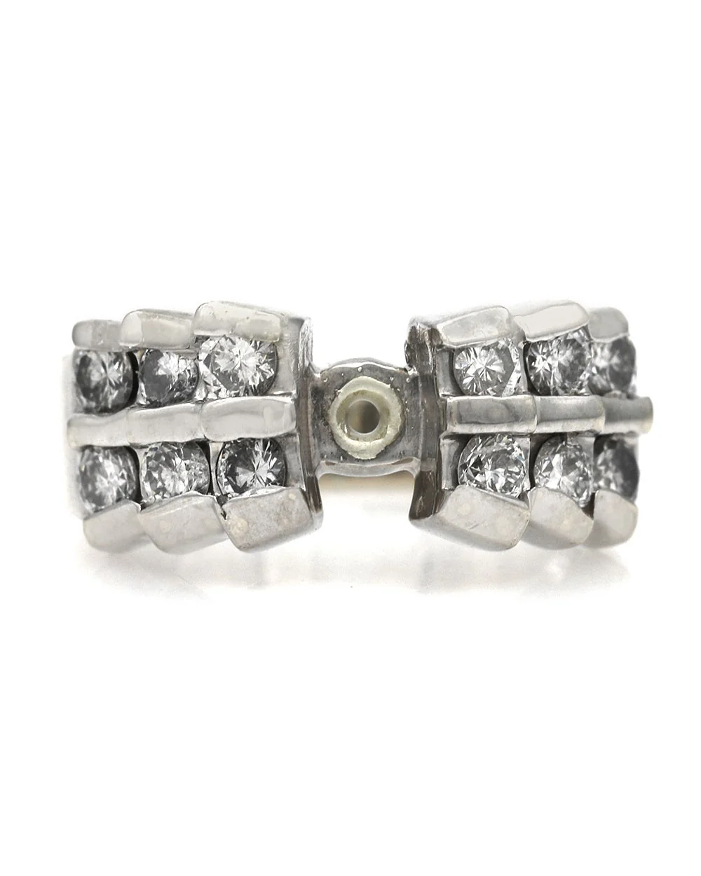 Flush Set Diamond Semi Mount in Platinum - Image 2