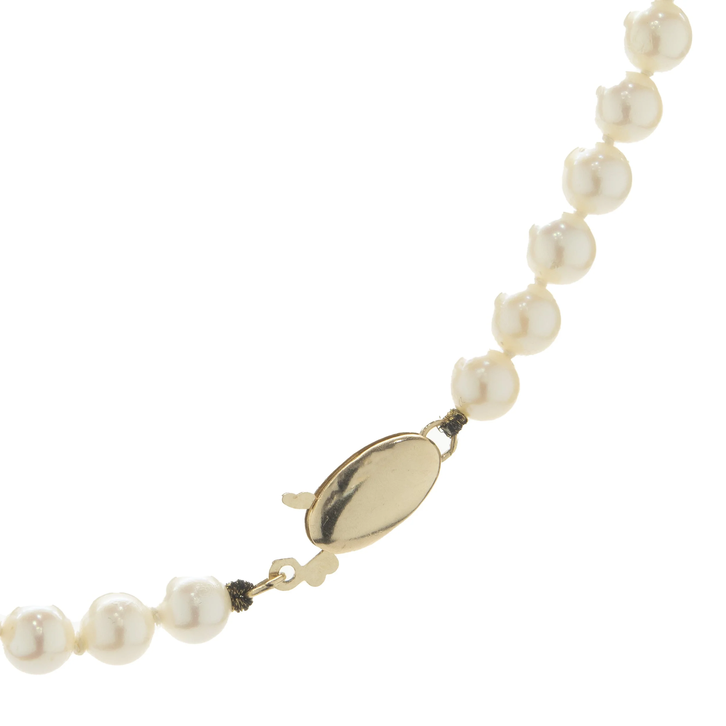Freshwater Pearl Necklace with 14 Karat Yellow Gold Clasp - Image 2