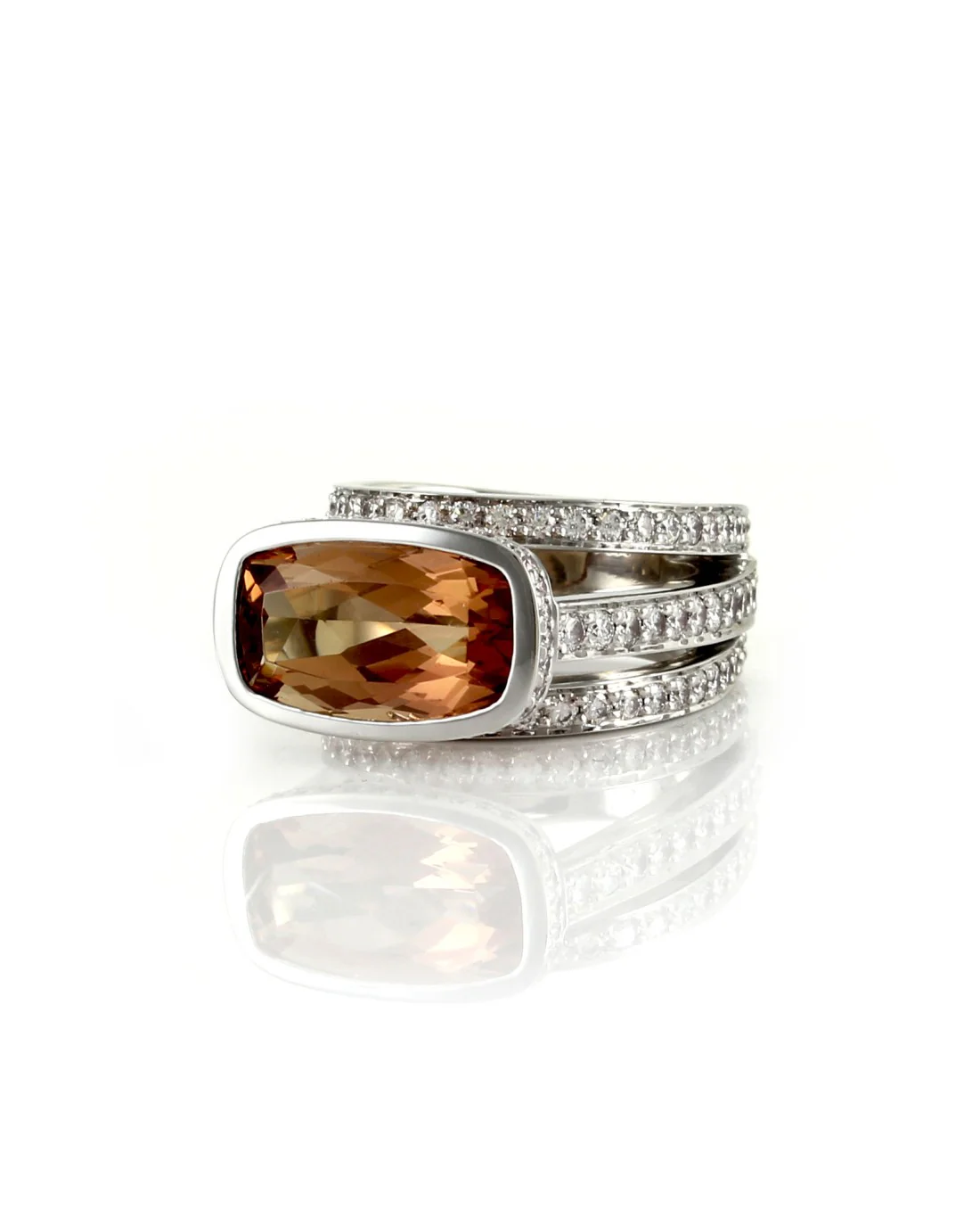 Gauthier Precious Topaz and Pave Diamond Ring in Gold - Image 3