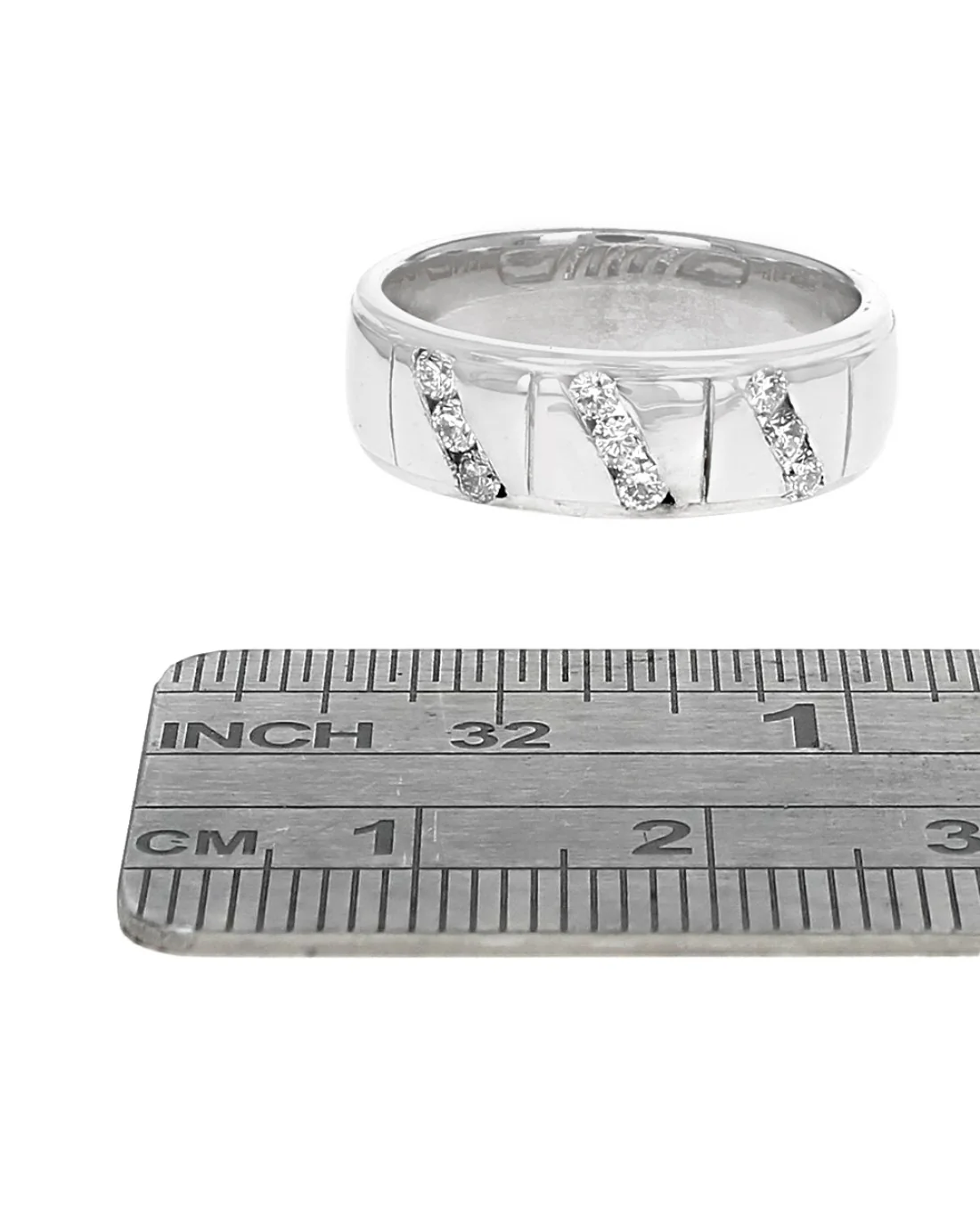 Gentlemans Angled Diamond Grooved Band - Image 3