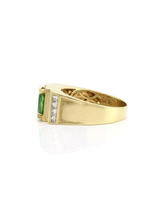 Gentleman's Tsavorite and Diamond Ring in Gold - Image 3