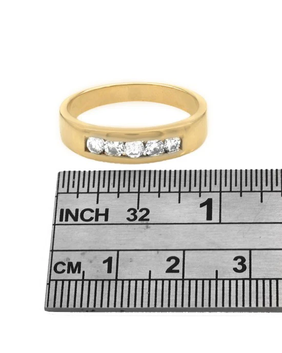 Gentlemen's Diamond Tapered Ring in Yellow Gold - Image 3