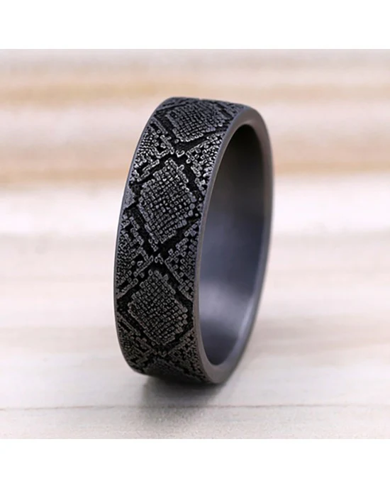 Gentlemen's Snakeskin Pattern Comfort Fit Band in Grey Tantalum - Image 3