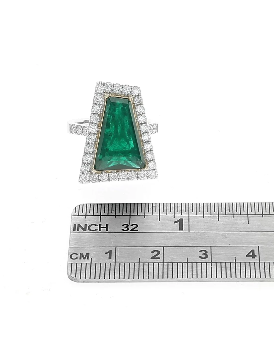 GIA Certified Emerald and Diamond Halo Ring in White and Yellow Gold - Image 3