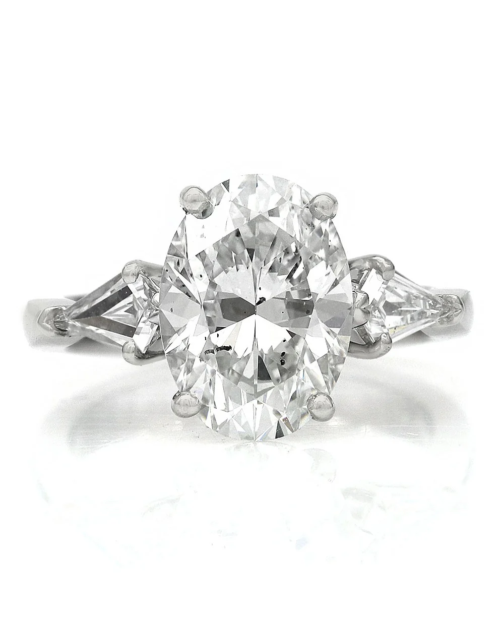 GIA Certified Oval Cut Diamond Solitaire Ring in Platinum - Image 2