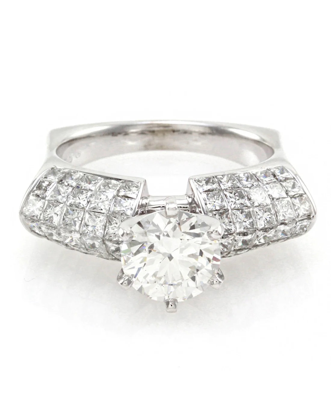 GIA Certified Round Brilliant Cut Diamond Solitaire Ring - Image 2