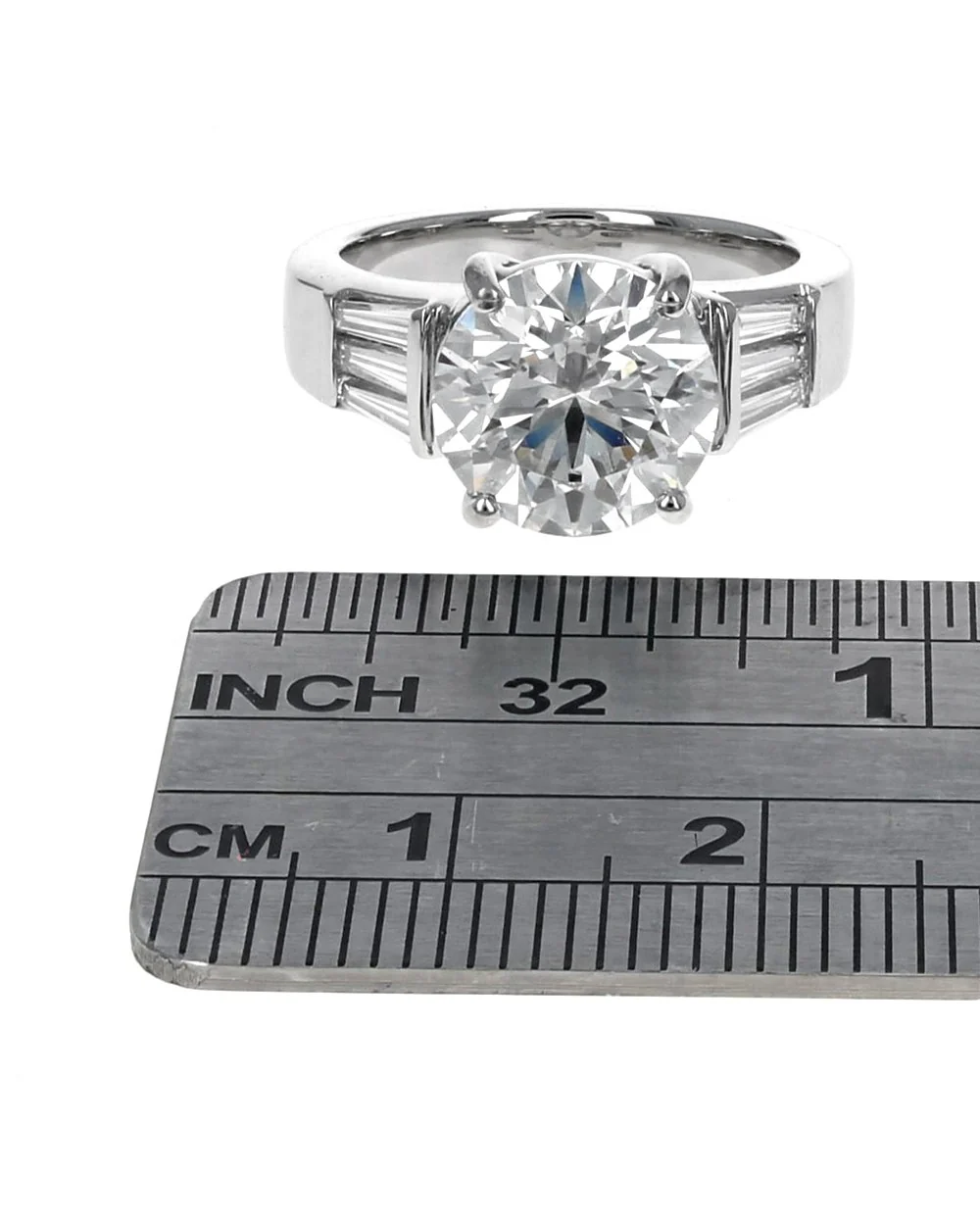 GIA Certified Round Brilliant Cut Diamond Solitaire Ring in Platinum - Image 3
