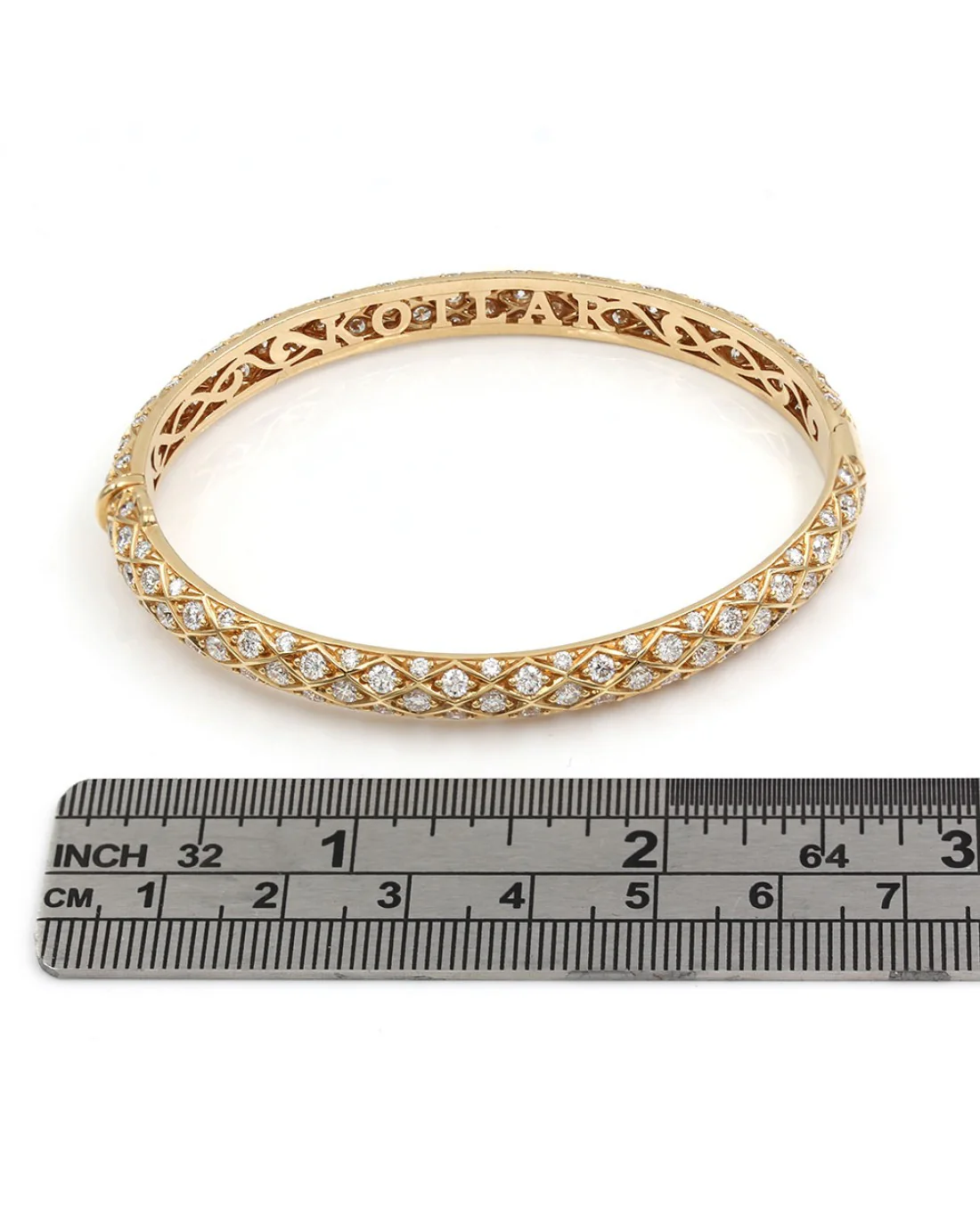 Harlequin Eternity Bangle Bracelet in Gold - Image 3
