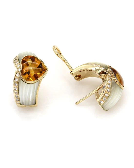 Heart Earrings in Gold - Image 2