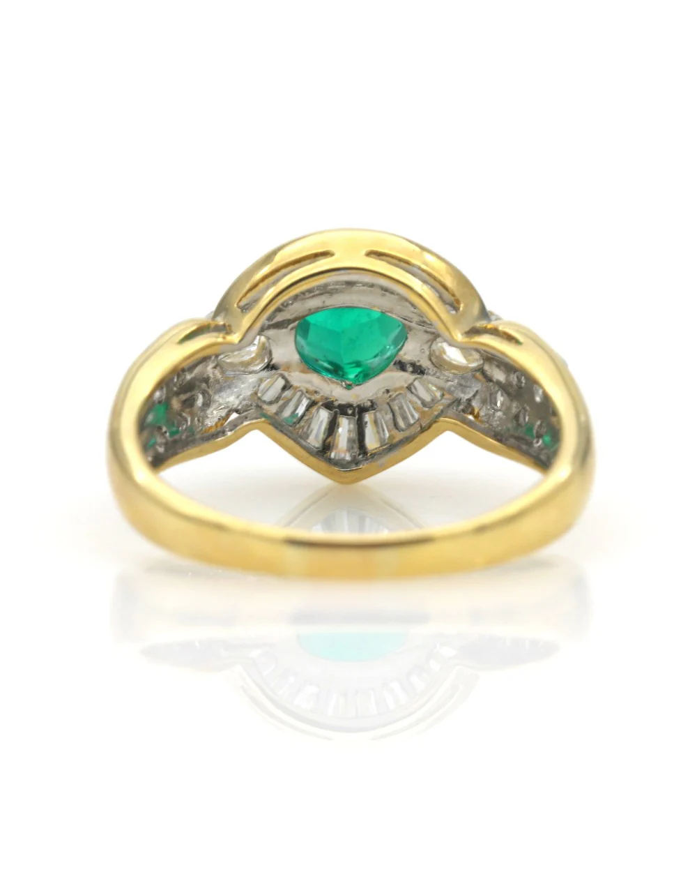 Heart Shaped Emerald and Mixed Cut Diamond Ring - Image 3