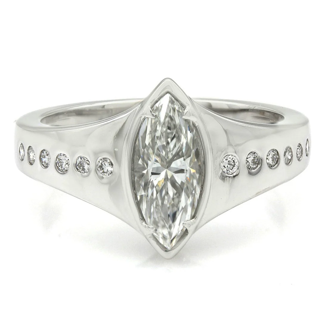 18K White Gold Marquise Diamond Solitaire Engagement Ring - Image 2