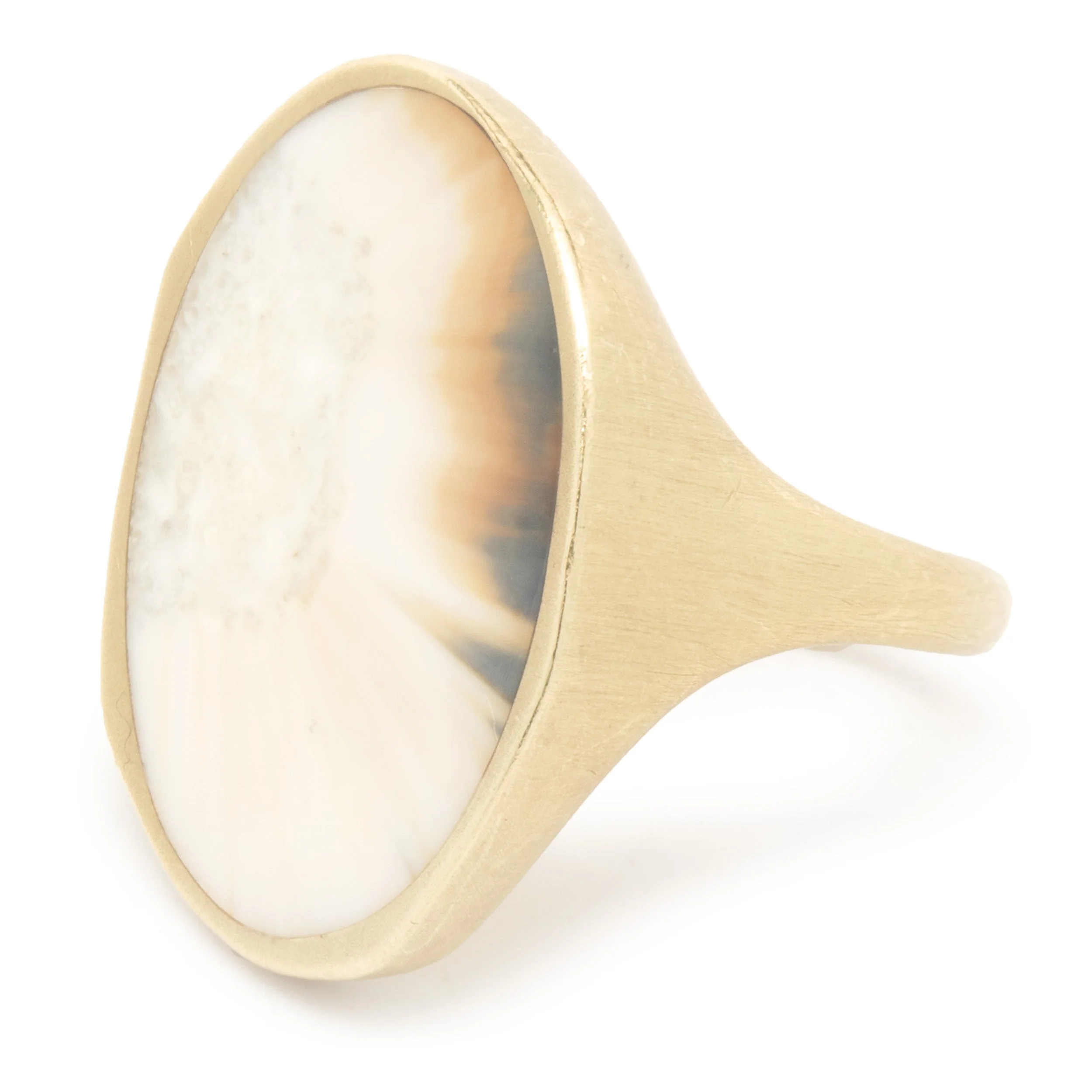Monique Pean 18 Karat Yellow Gold Vintage Agate Ring - Image 2