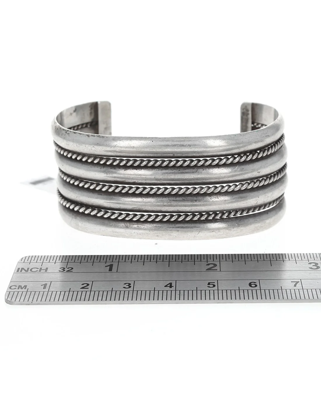 Navajo Tahe Sterling Silver Cuff Bracelet - Image 3