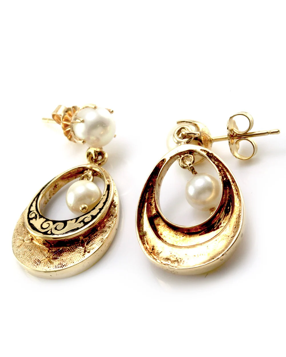 Open Teardrop Pearl Dangle Earrings in Gold - Image 3