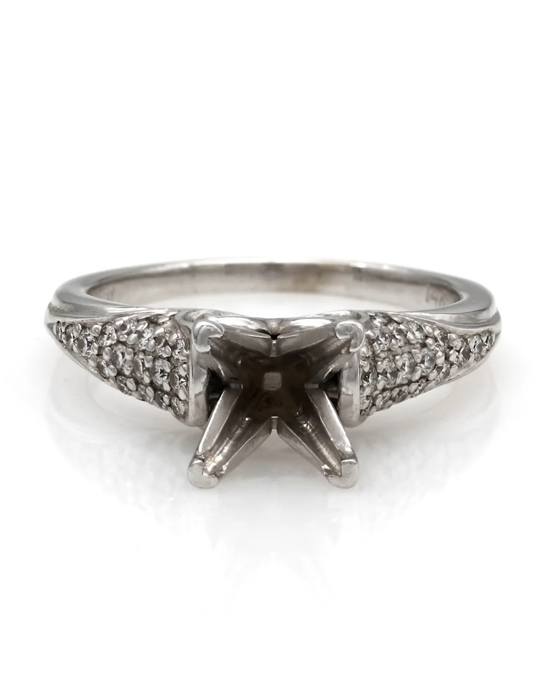 Pave Diamond Mounting in Gold - Image 2