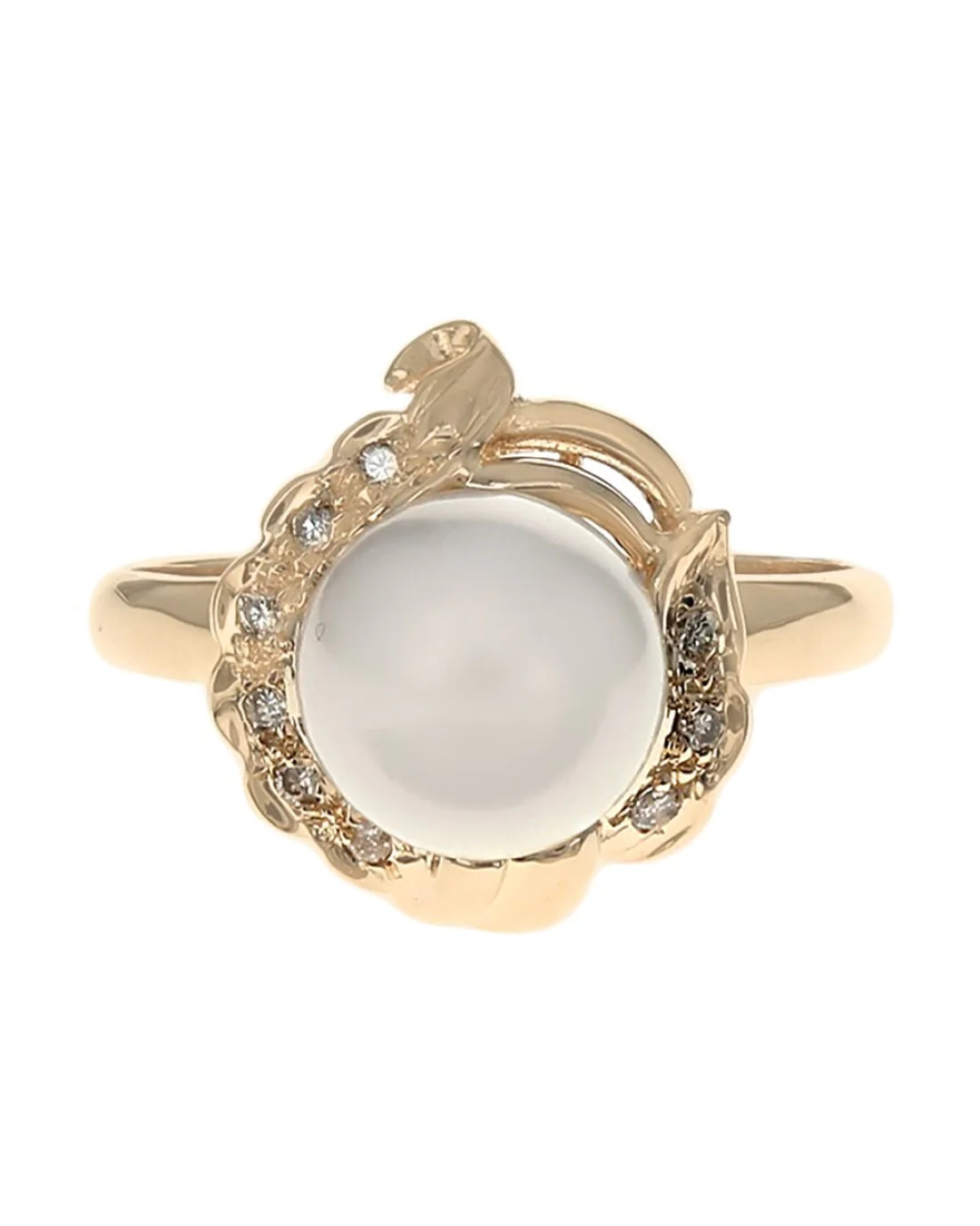 Pearl and Diamond Scallop Edge Ring in Yellow Gold - Image 2
