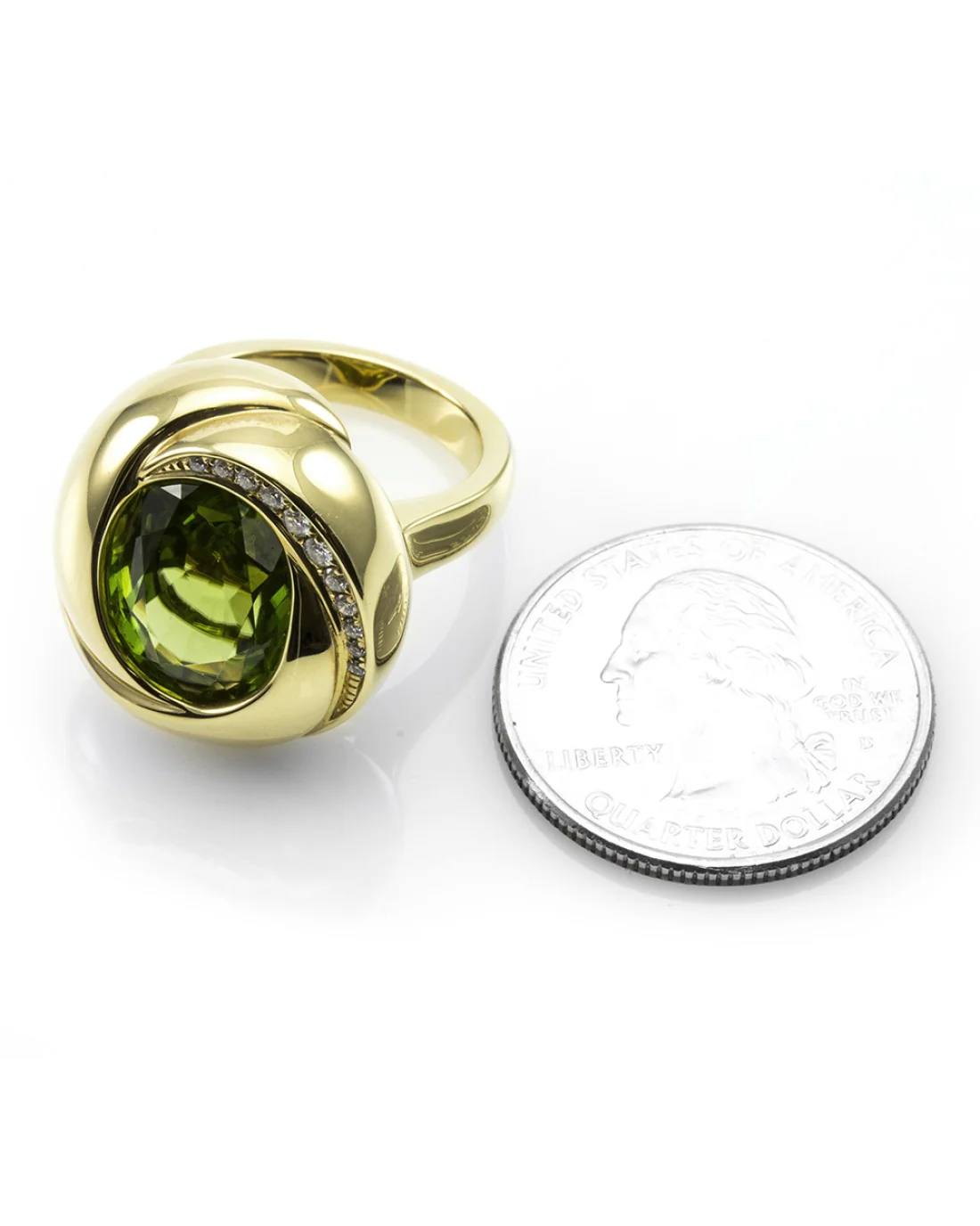 Peridot and Diamond Swirl Ring in Gold - Image 6
