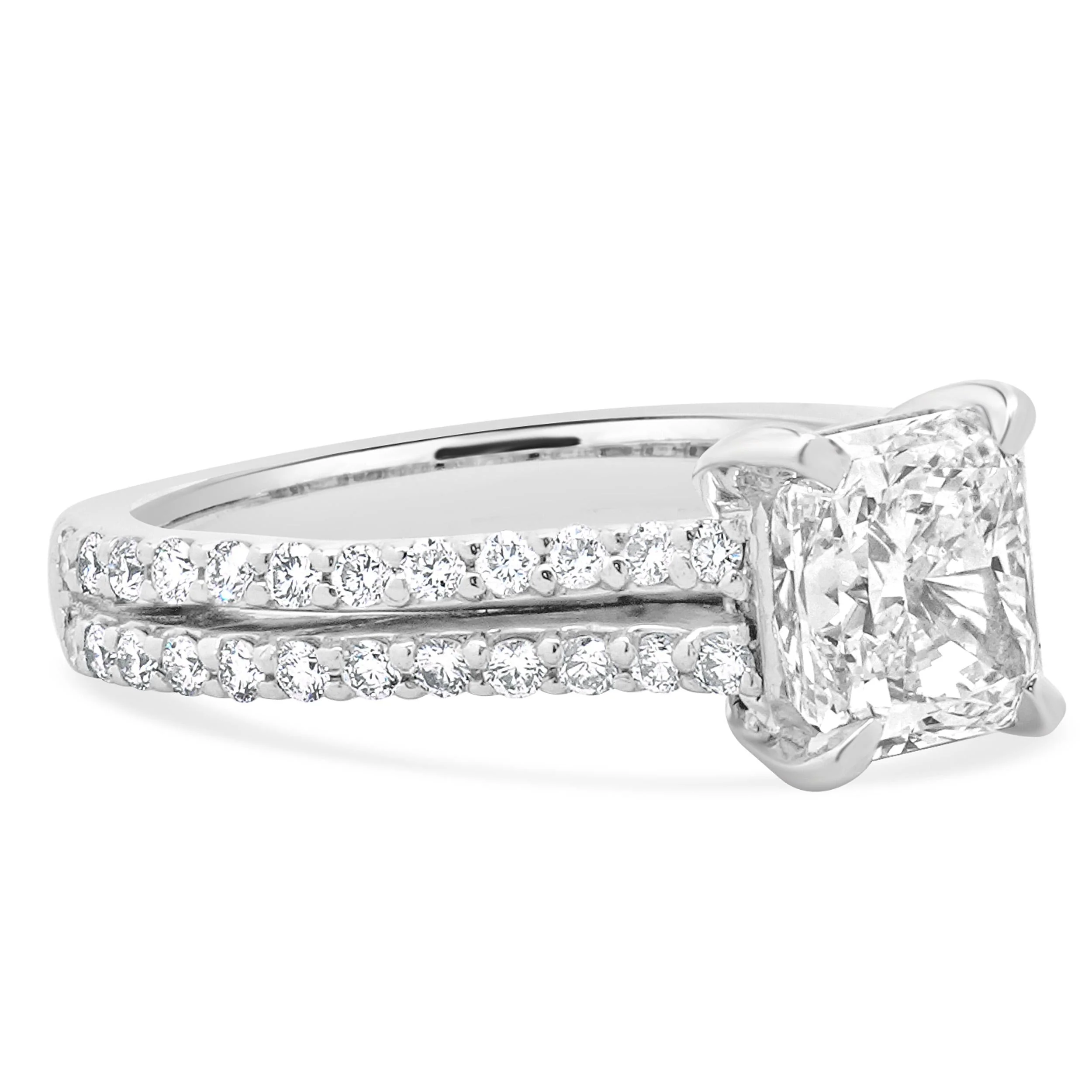 Platinum Radiant Cut Diamond Engagement Ring - Image 2