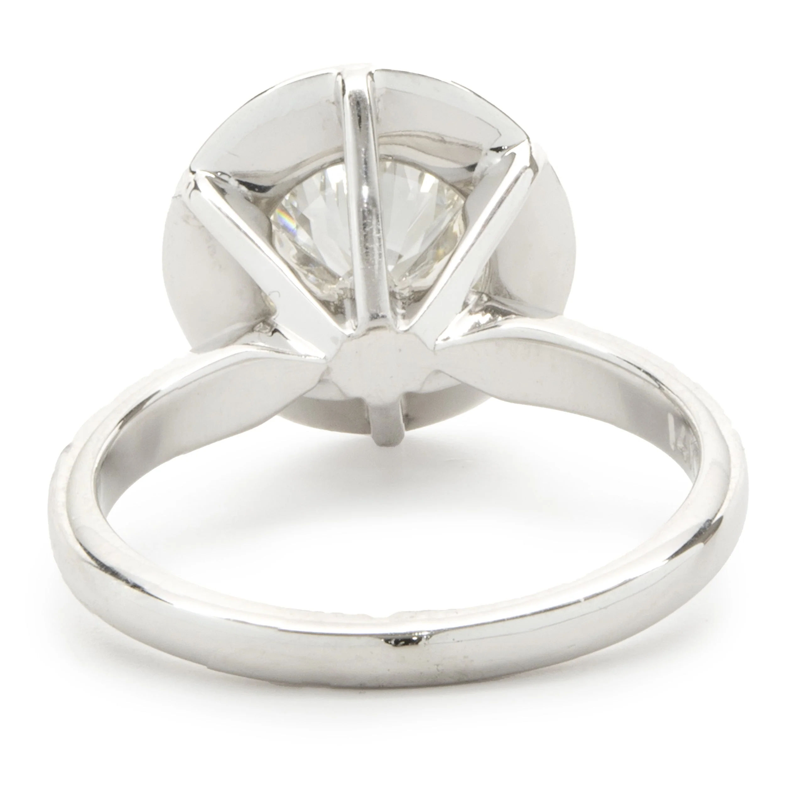 Platinum Round Brilliant Cut Diamond Engagement Ring - Image 3