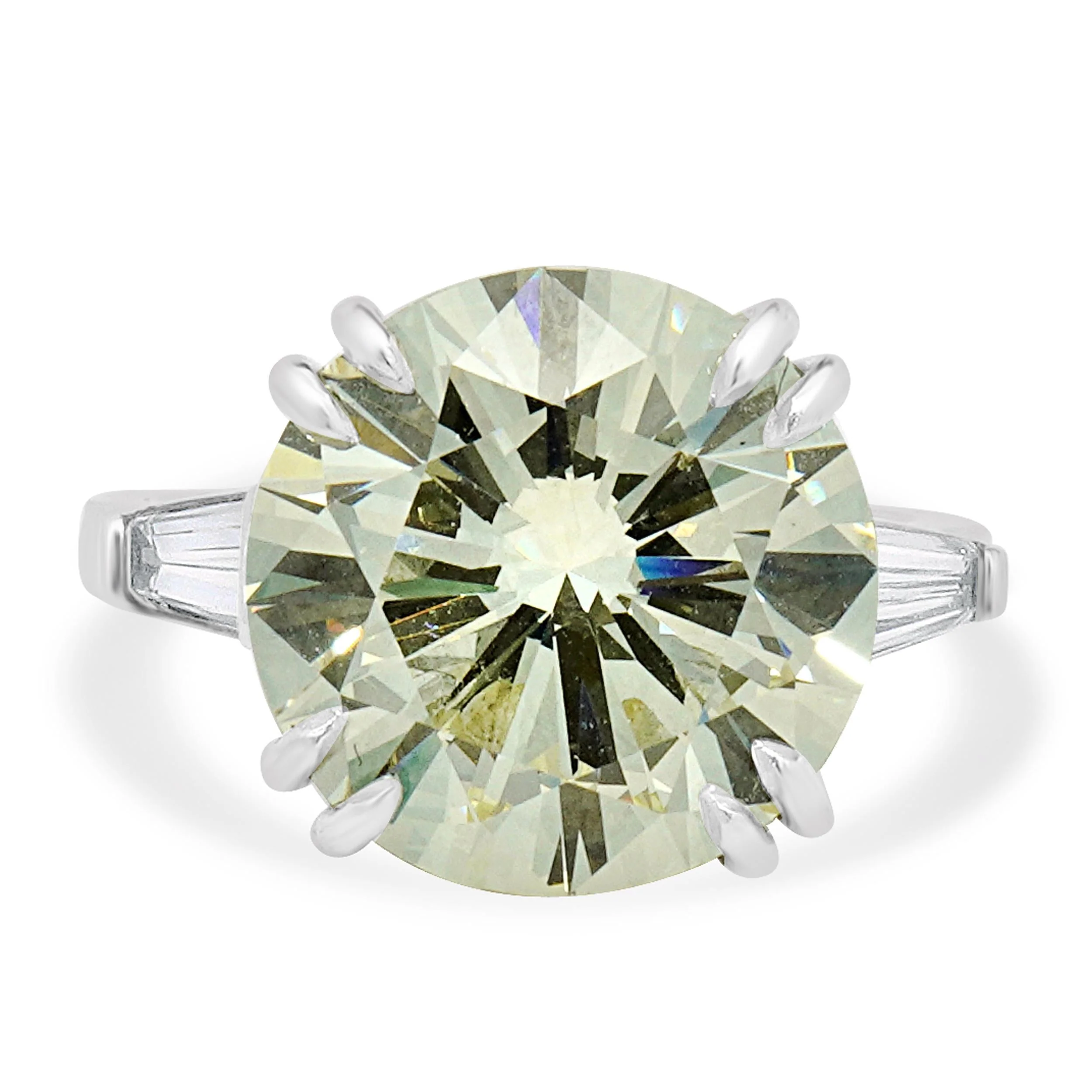 Platinum Round Brilliant Cut Diamond Engagement Ring