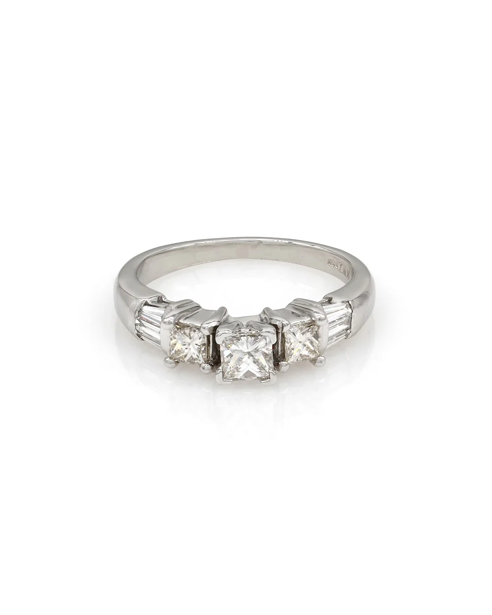 Princess Diamond Ring in Platinum - Image 2