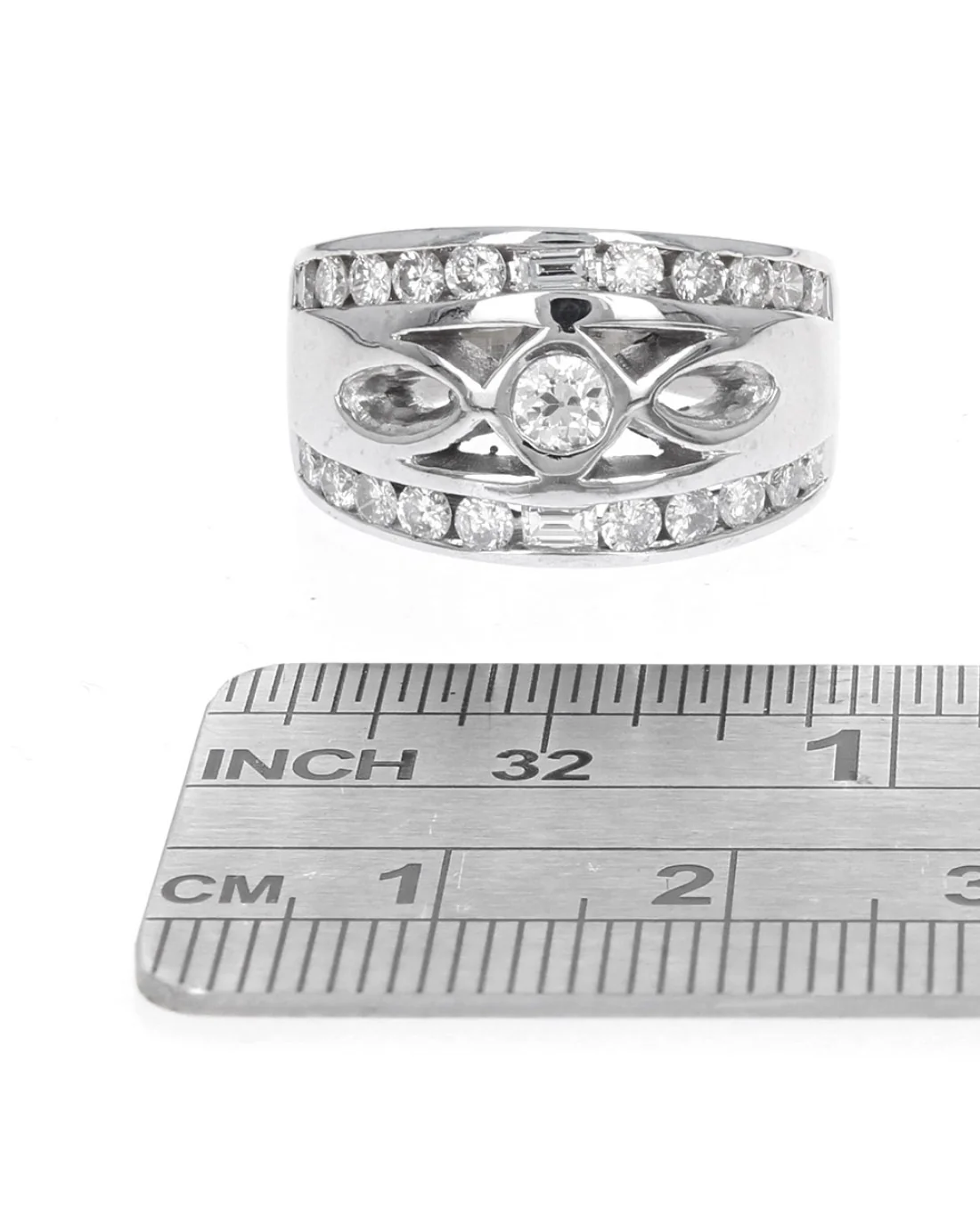 Round and Baguette Diamond Cut Out Ring - Image 3