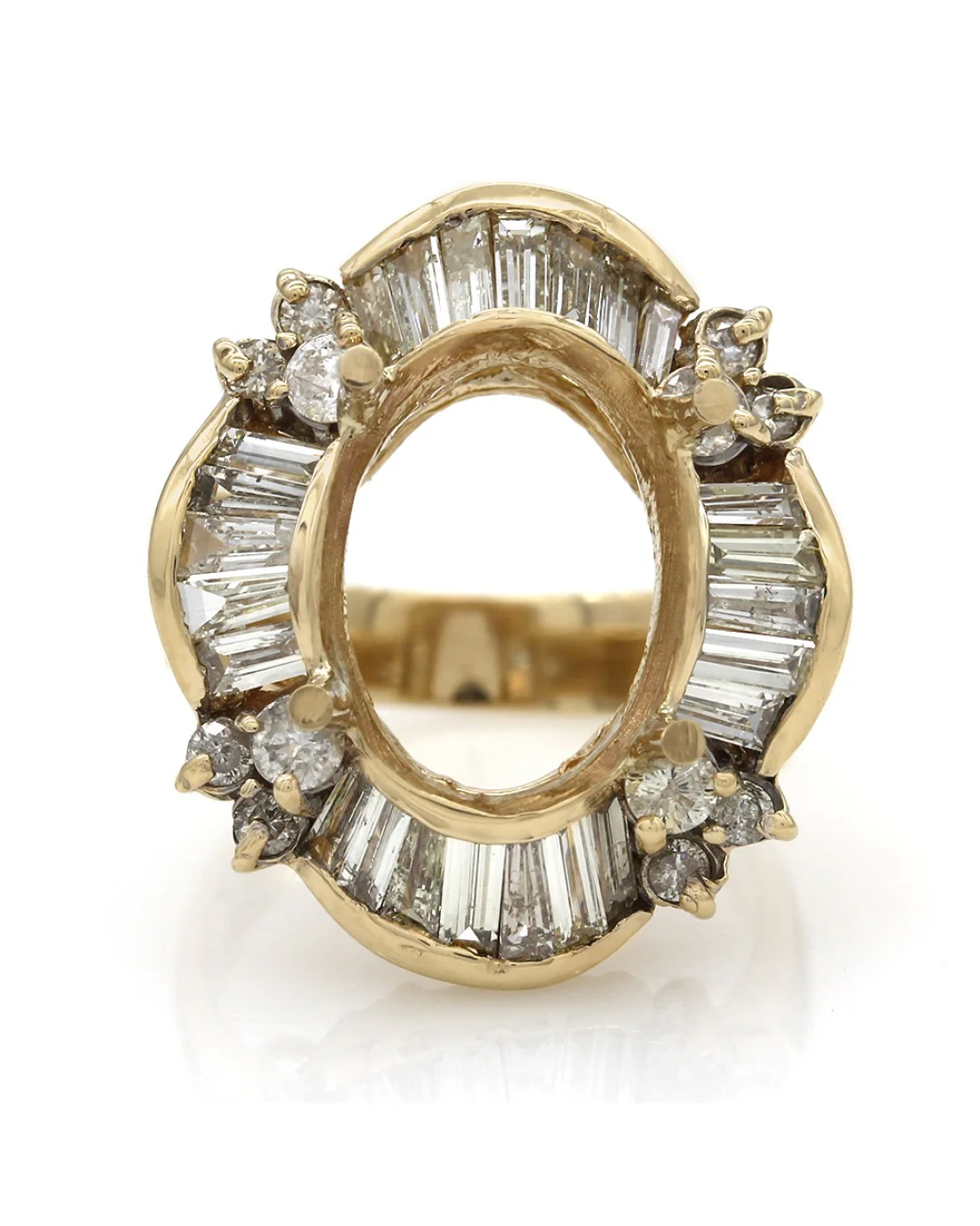 Round and Baguette Diamond Halo Mounting in Gold - Image 2