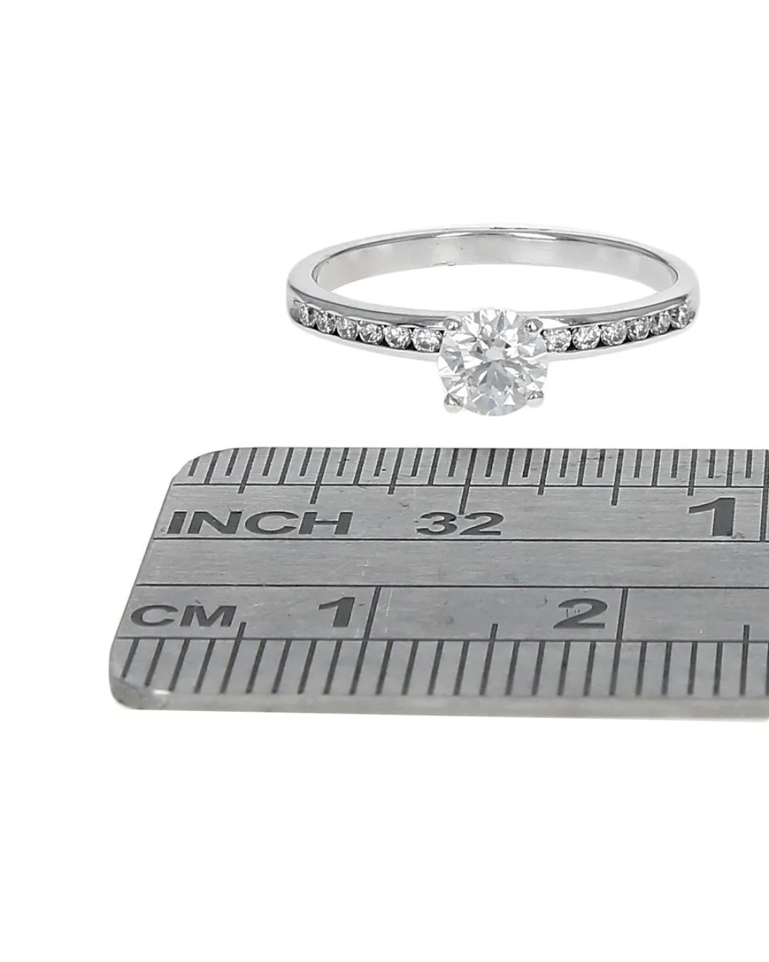 Round Brilliant Cut Diamond Solitaire Diamond Shank Ring - Image 3