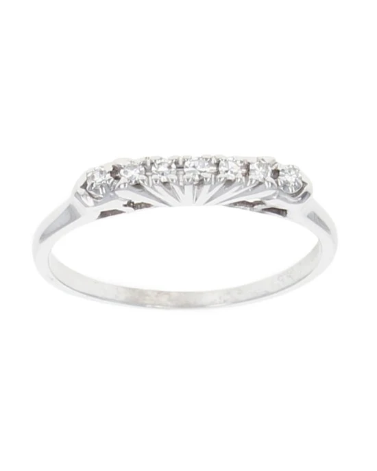 Round Diamond Ring in Gold - Image 2