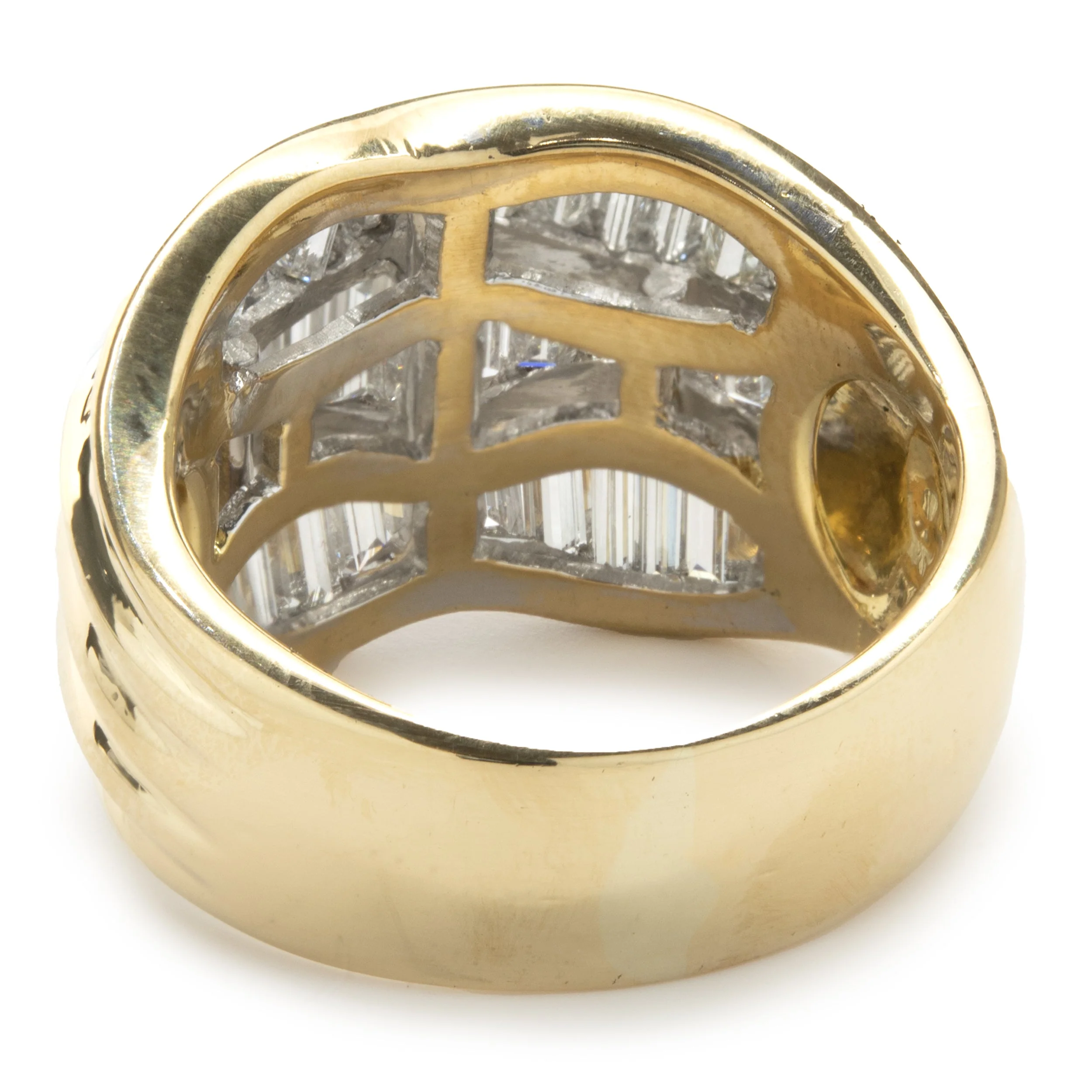 Salavetti 18 Karat Yellow Gold Channel Set Baguette Diamond Band - Image 4