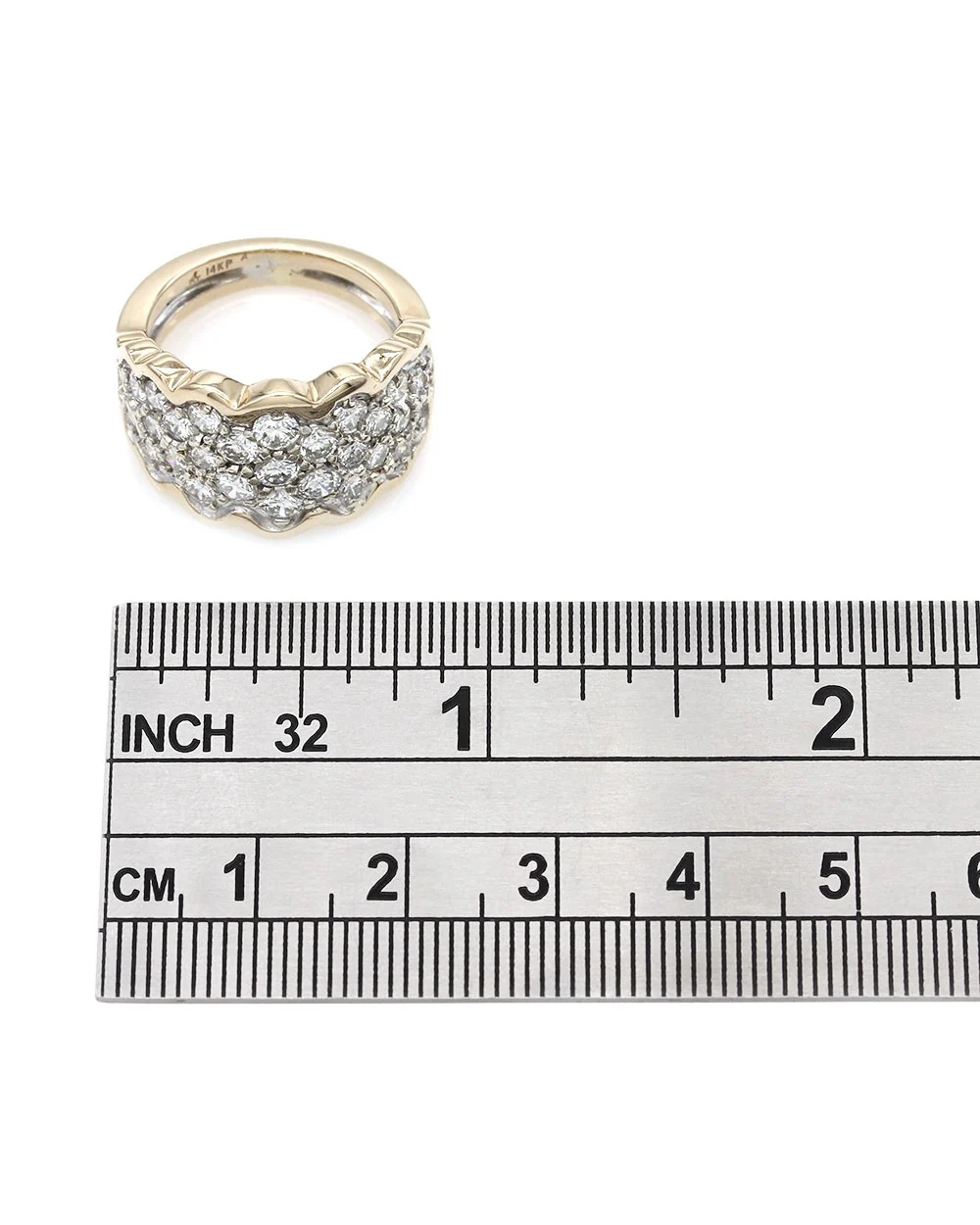 Scalloped Diamond Pave Ring in Gold - Image 3