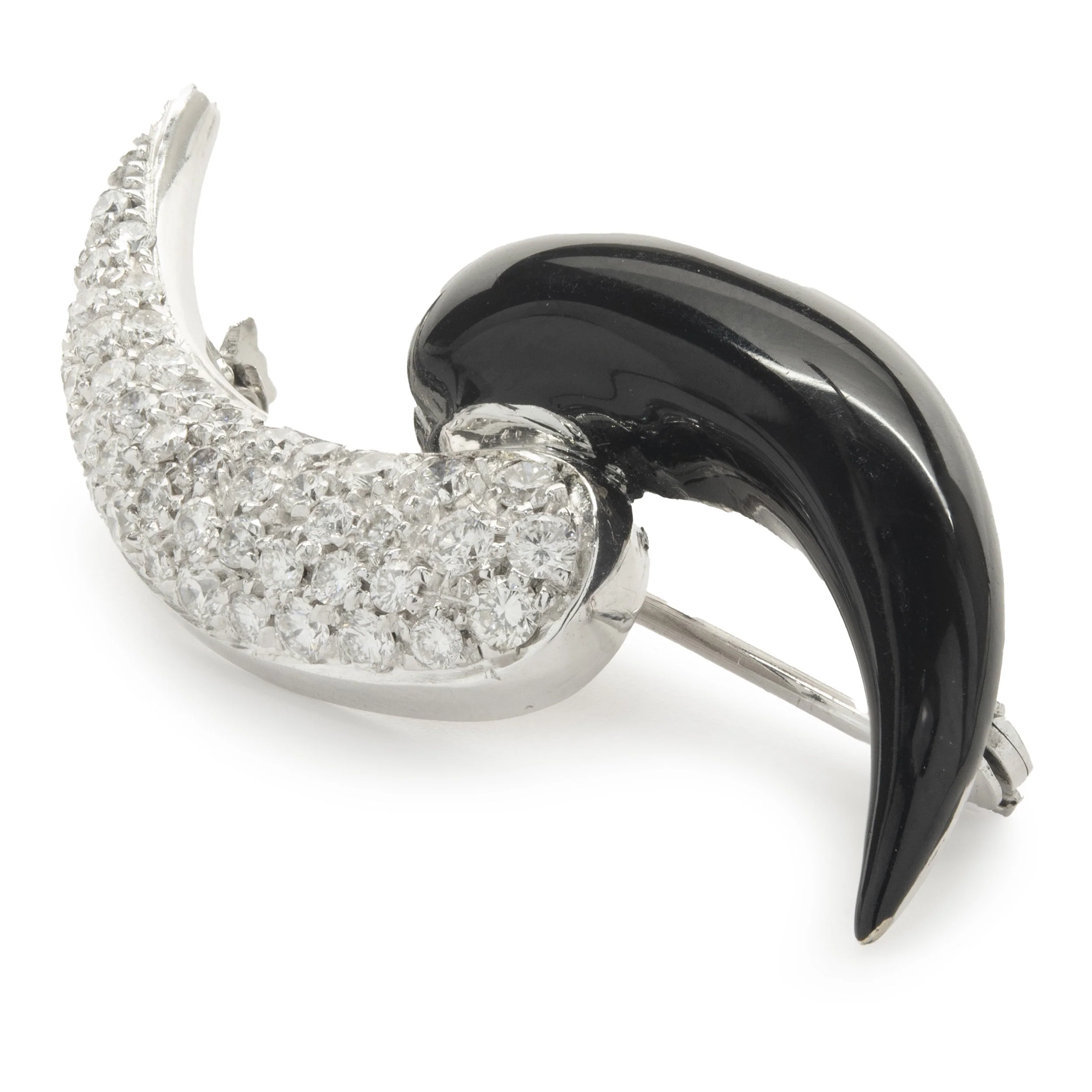 Soho 18 Karat White Gold Pave Diamond and Black Onyx Swirl Pin - Image 4