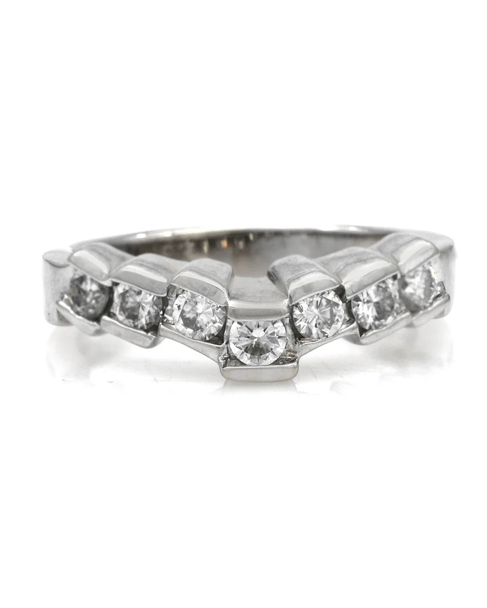 Staggered Diamond Ring in White Gold - Image 2
