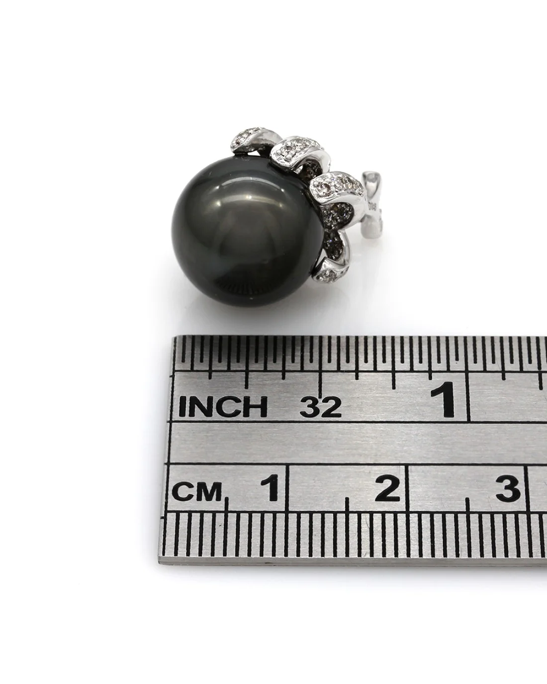 Tahitian South Sea Pearl and Diamond Earrings in Gold - Image 3