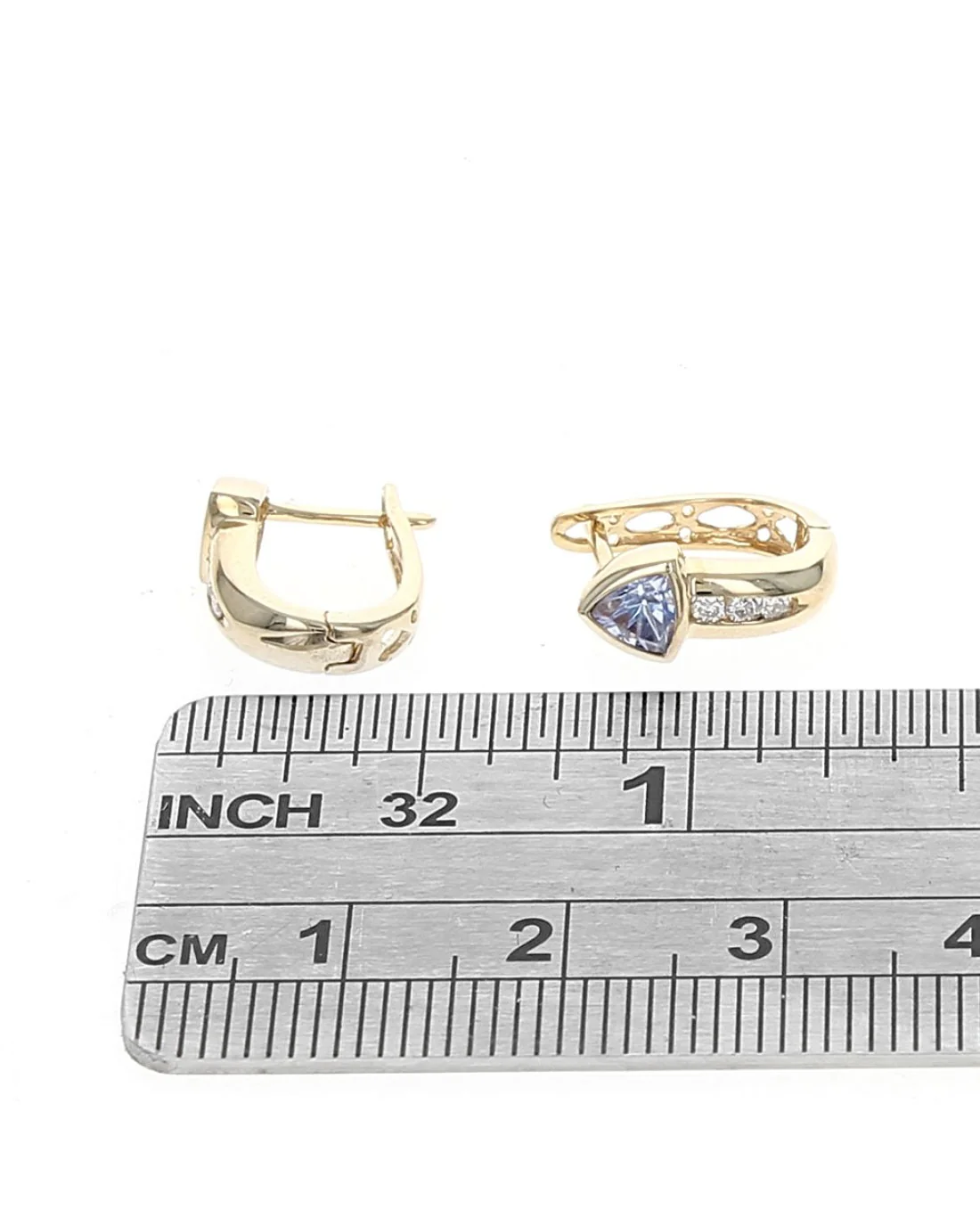 Tanzanite and Diamond Huggie Earrings in Yellow Gold - Image 3