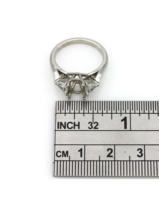 Trilliant Diamond Mounting in Platinum - Image 3
