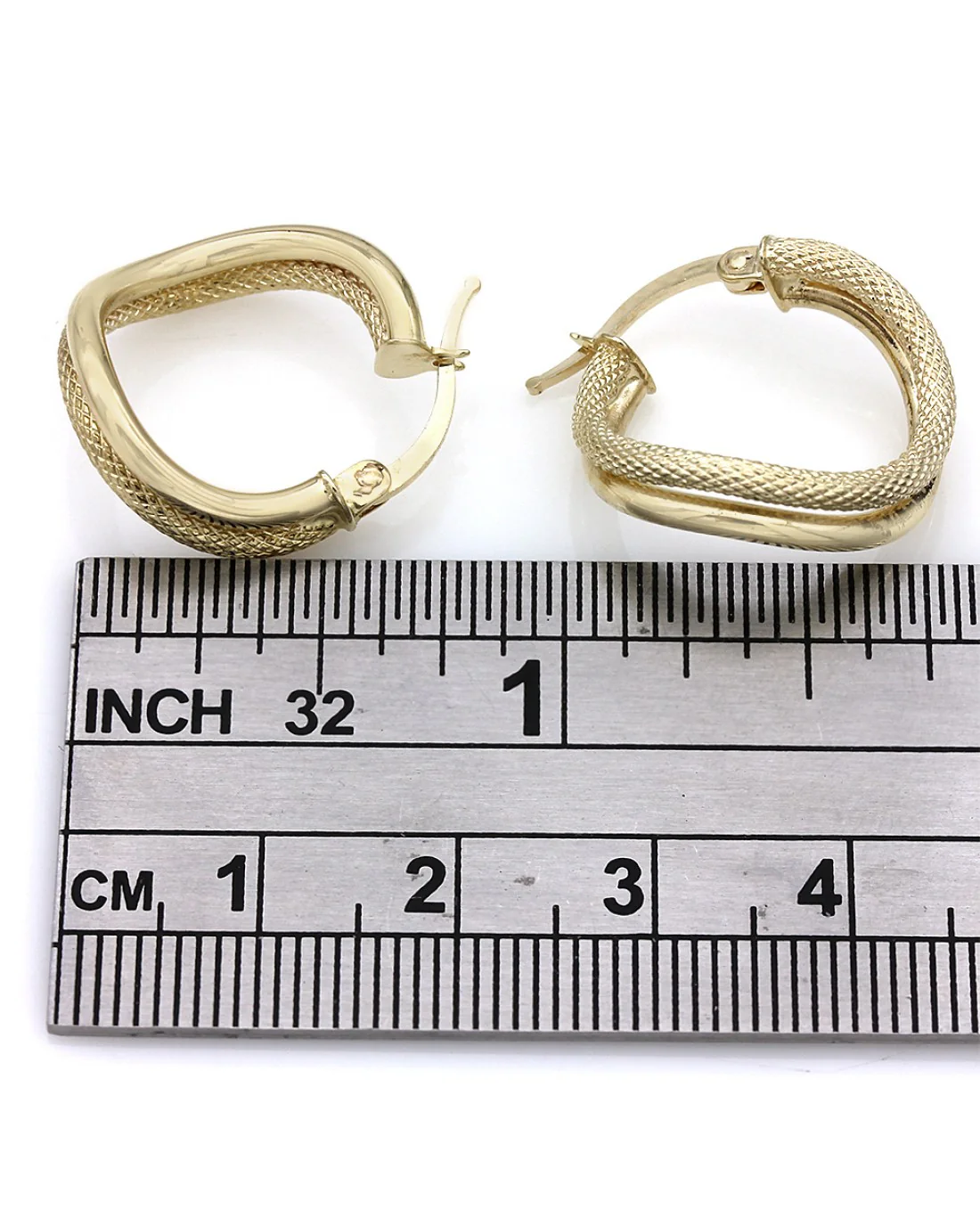 Wavy Double Hoop Earrings in Yellow Gold - Image 3