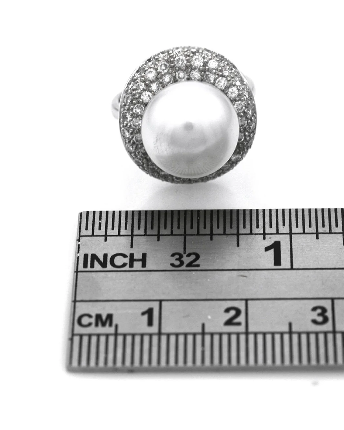 White South Sea Pearl and Diamond Halo Ring - Image 3