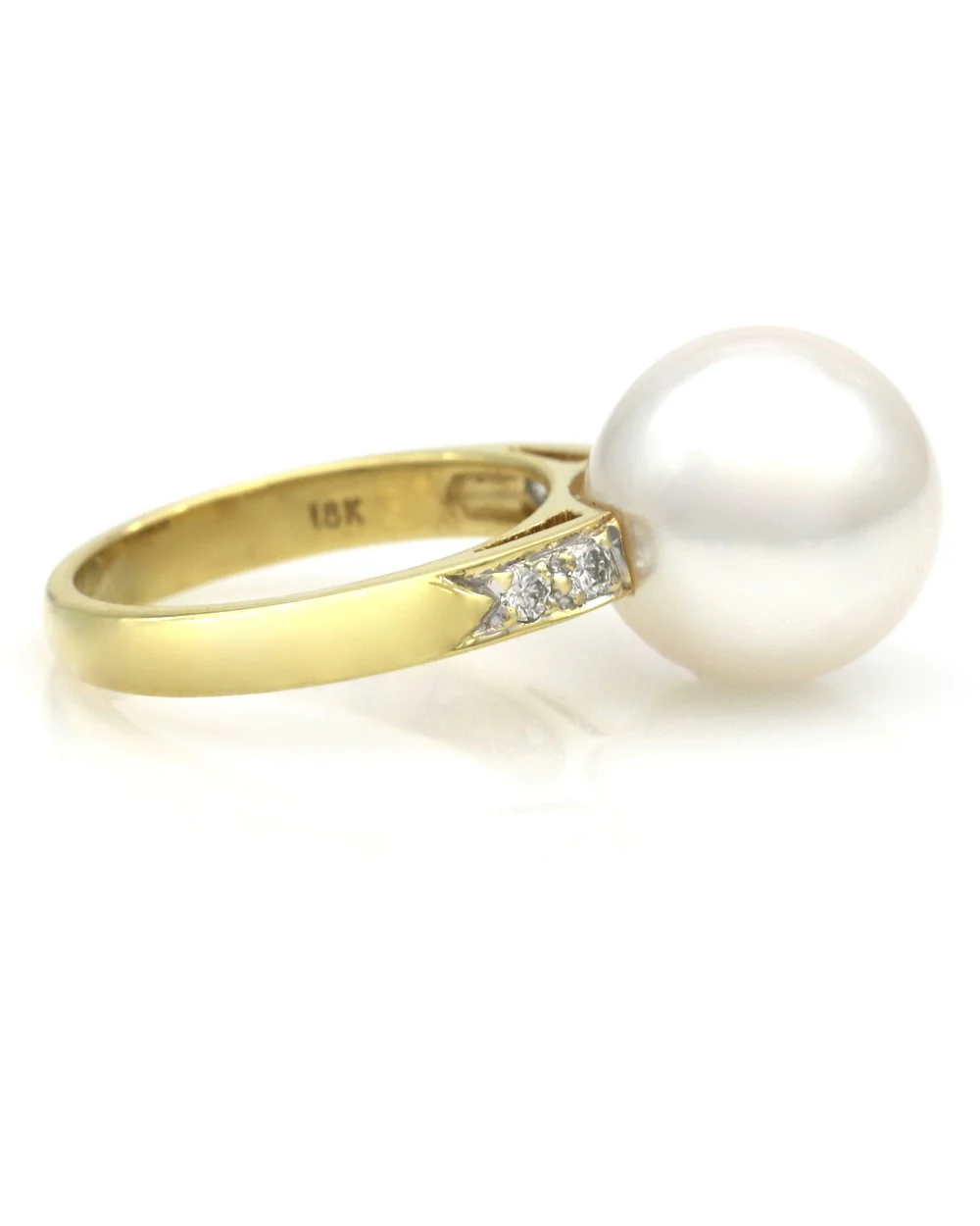 White South Sea Pearl and Diamond Ring - Image 2