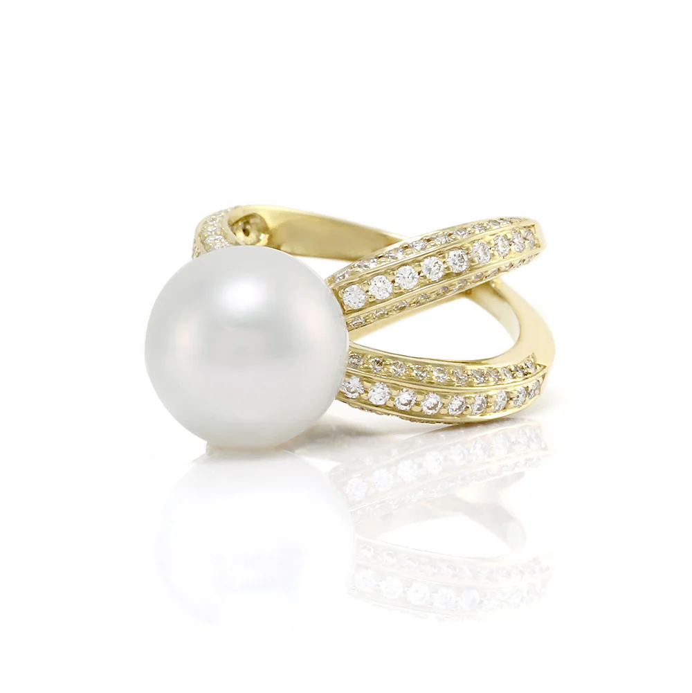 White South Sea Pearl Ring w/ Pave Diamonds in 18K Yellow Gold - Image 2